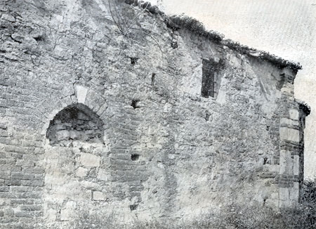 La chiesa prima del crollo