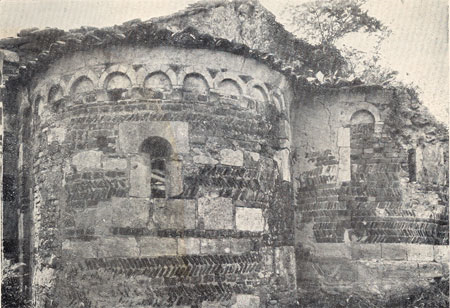 La chiesa prima del crollo